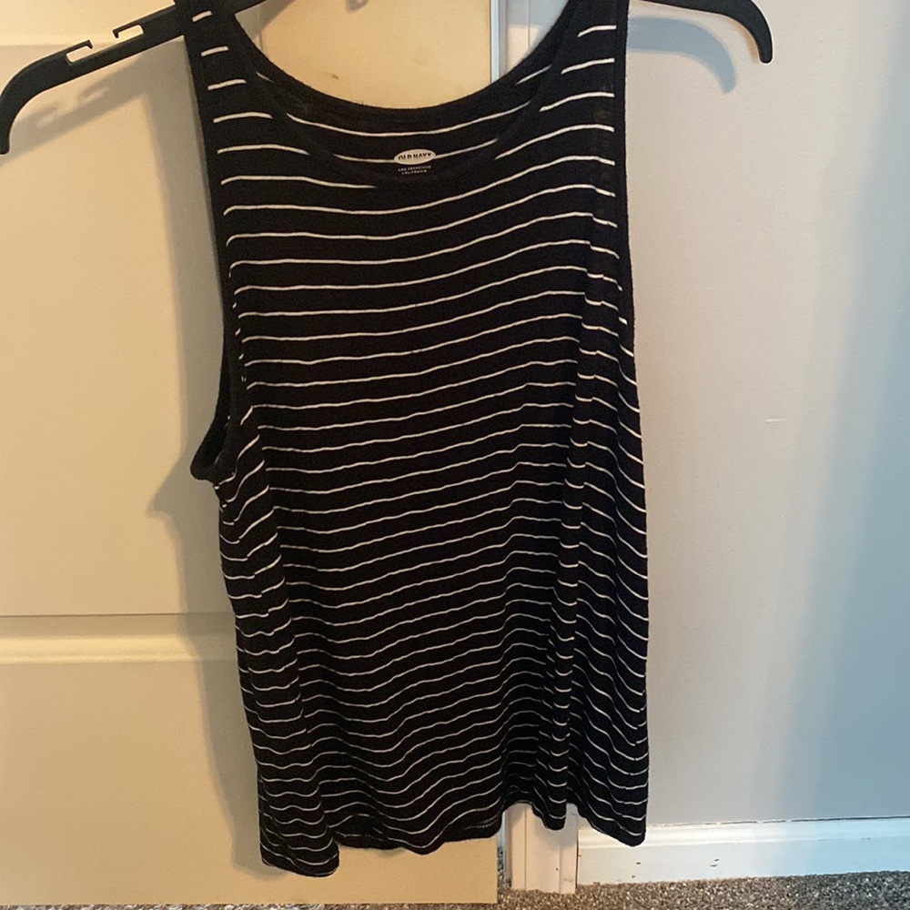 Old Navy Black and White stripe tank top. Women’s size medium